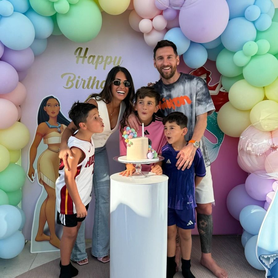 Anto con Leo y sus hijos
